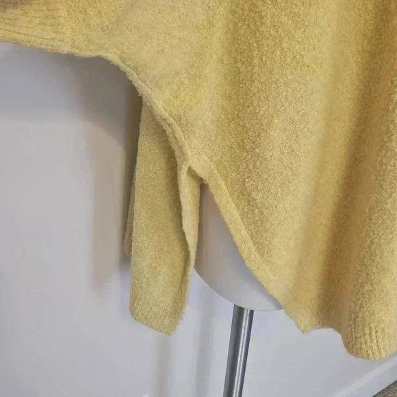 Lou & Grey Brand Yellow Textured cozy knit oversized  sweater poncho XS/S - Picture 6 of 8